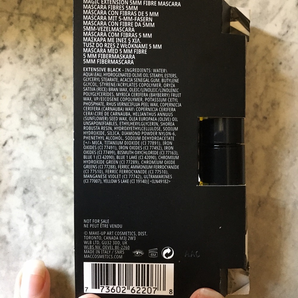 MAC cosmetics Magic Extension mini mascara - Picture 3 of 4
